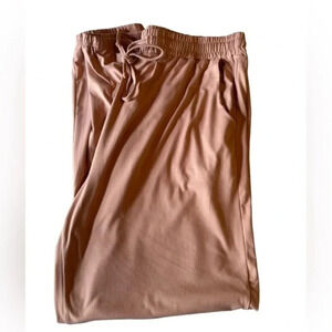 3XL Tarse plus size blush pink yoga pants with tapered stretch ankle.